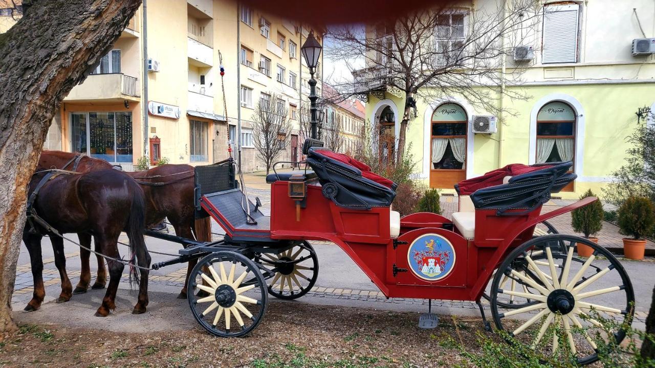 Апарт отель Restoran Orijent 5 Сомбор Экстерьер фото