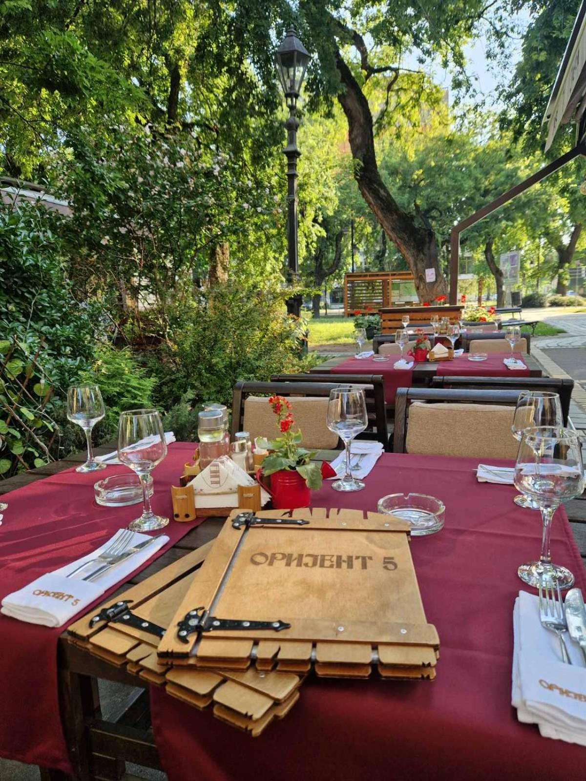 Апарт отель Restoran Orijent 5 Сомбор Экстерьер фото